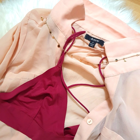 Gorgeous blush-coloured sheer button-up blouse - Picture 3 of 4